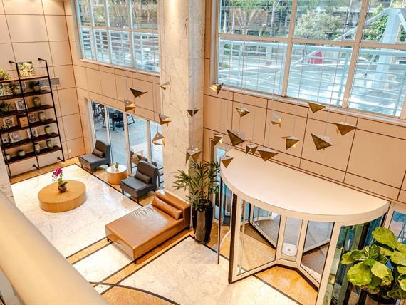 vdi lobby 8 omn.jpg