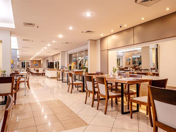 vdi restaurante 17 omn.jpg