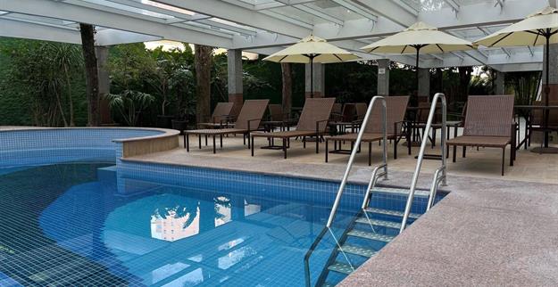 41) piscina4 omni.jpg