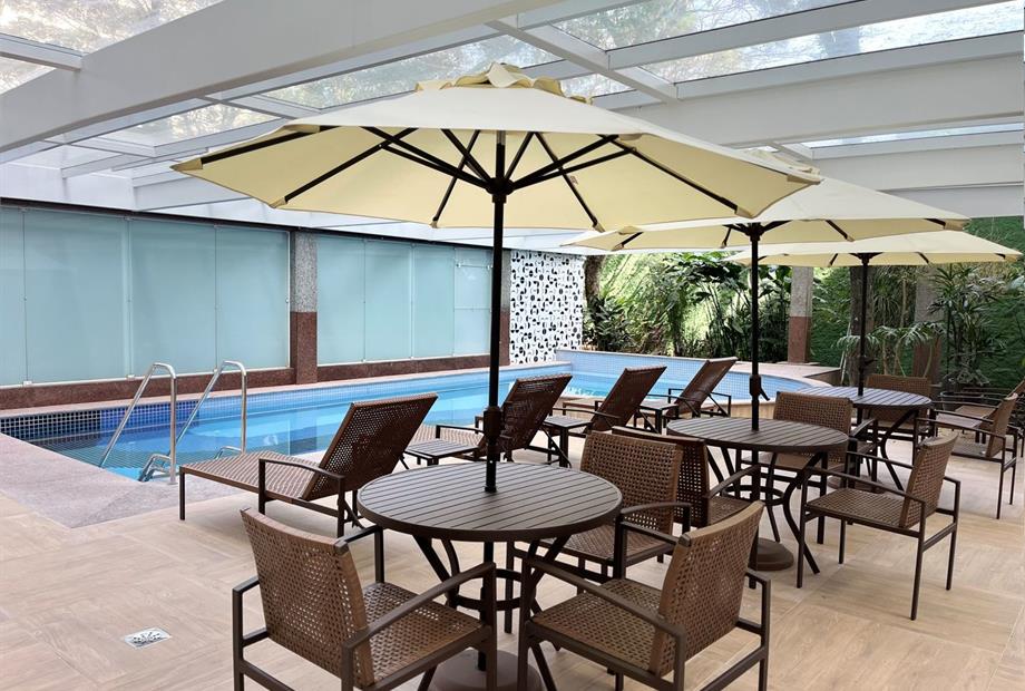 42) piscina6 omni.jpg