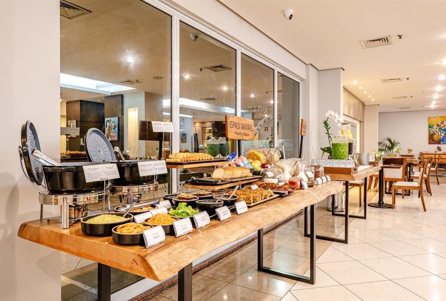 vdi restaurante 16 omn.jpg