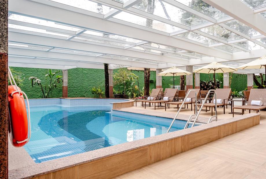 vdi piscina climatizada 1 omn.jpg