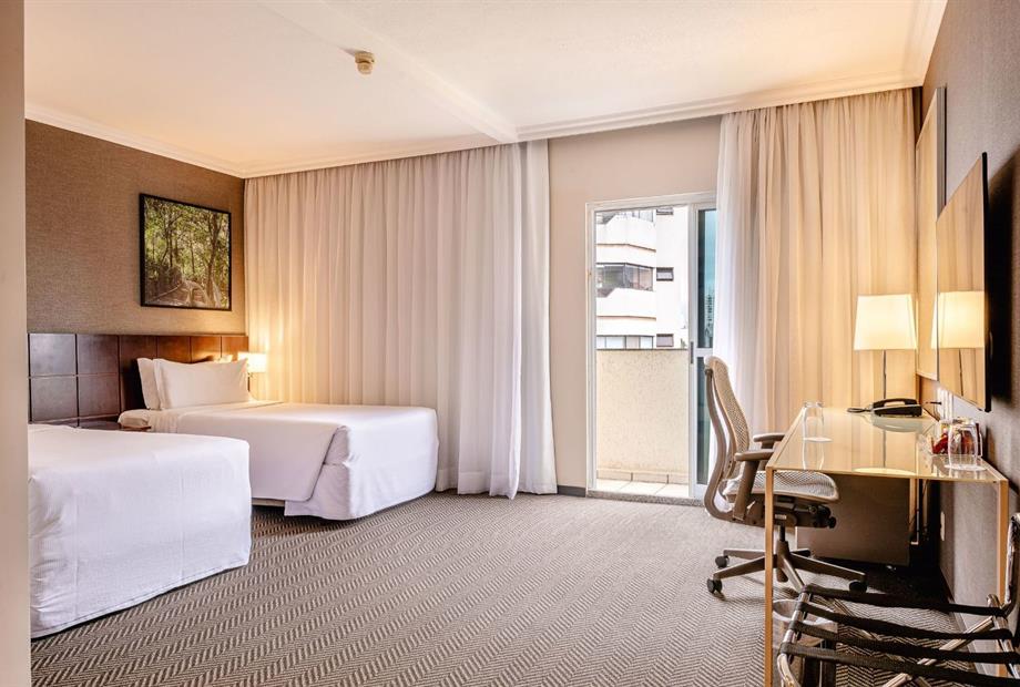 luxo twin 1 omn 1.jpg