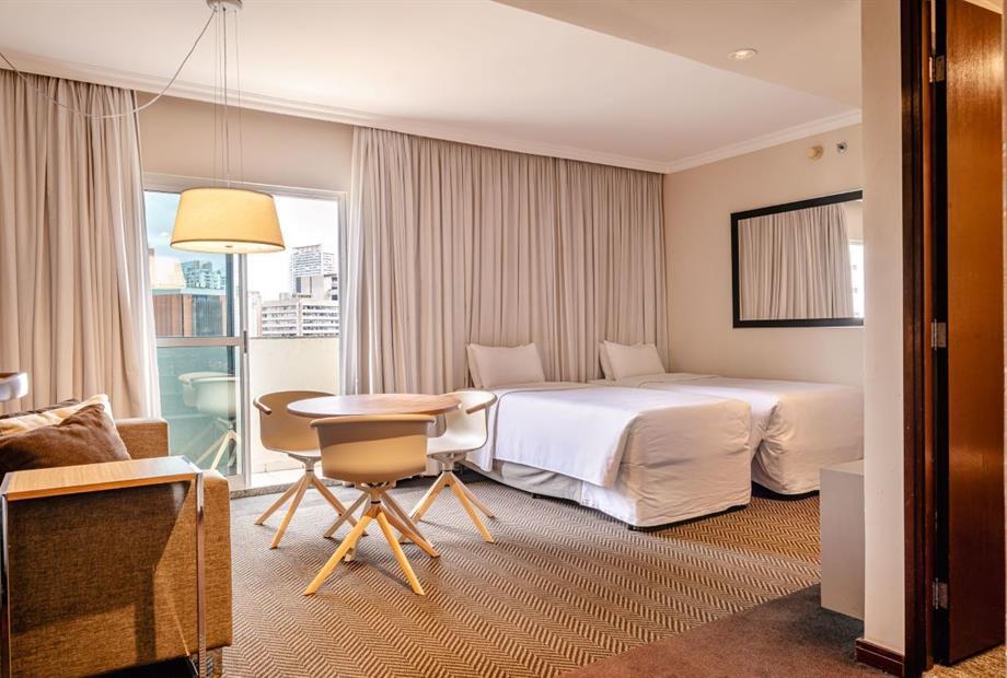 suite familia 2 omn1.jpg