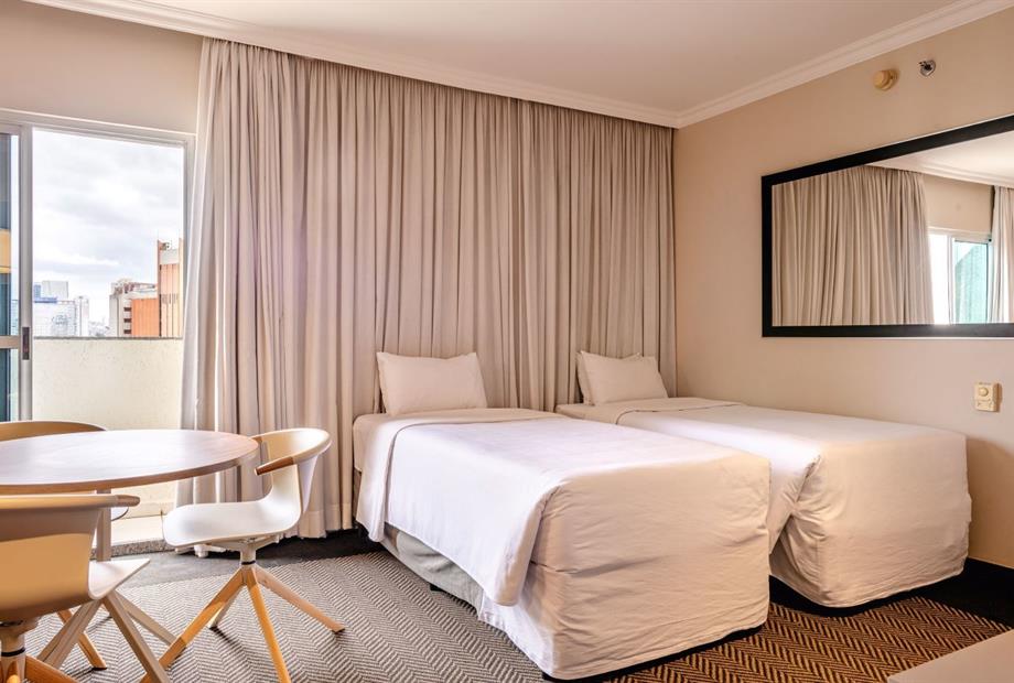 suite familia 4 omn1.jpg