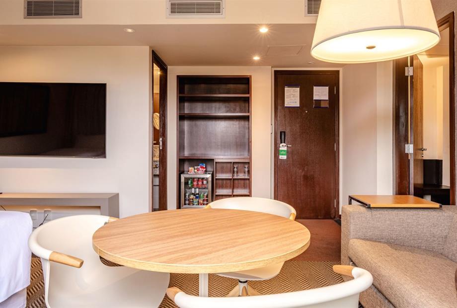 suite familia 10 om1.jpg