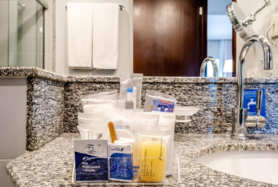 suite familia 13 omn1.jpg