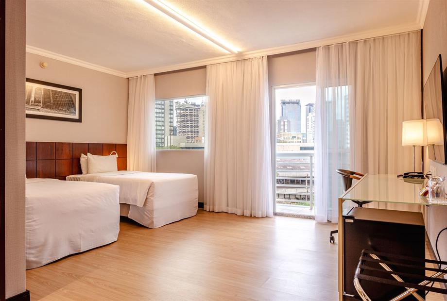 sup premier twin 1 omn.jpg