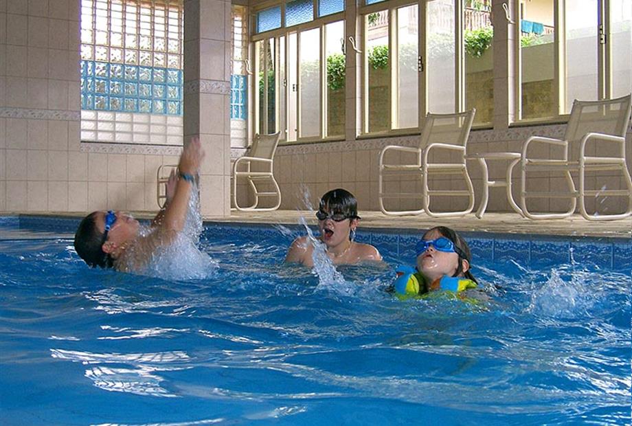 piscina itaytyba.jpg