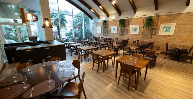 restaurante om_8881.jpg