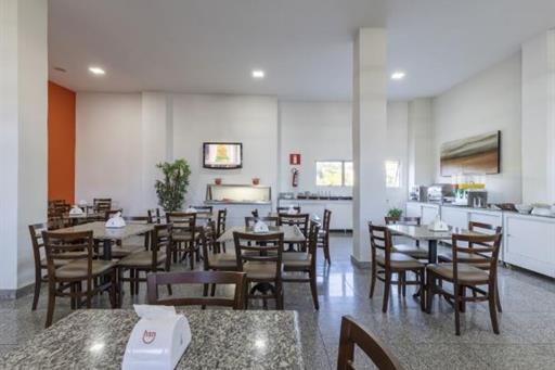 Cafe da manhã 4 Serra Negra.JPG