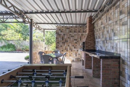 Area de lazer Serra Negra 2.JPG