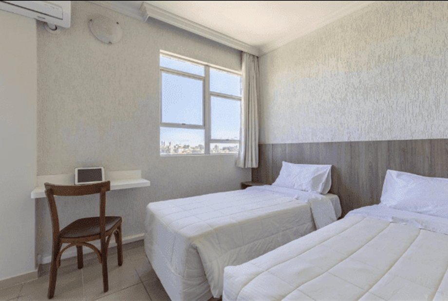 Quarto Serra Negra 2.PNG