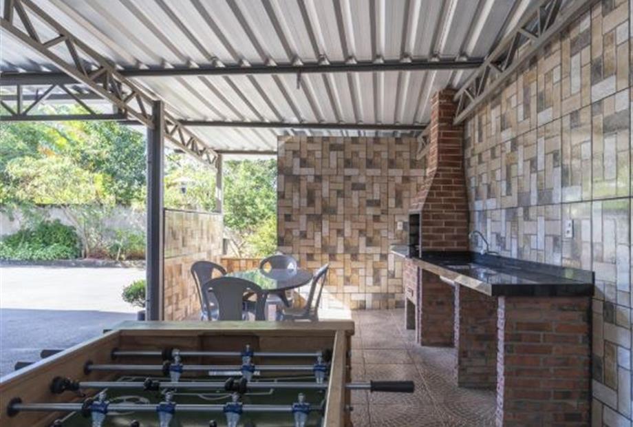 area de lazer Serra Negra 1.JPG