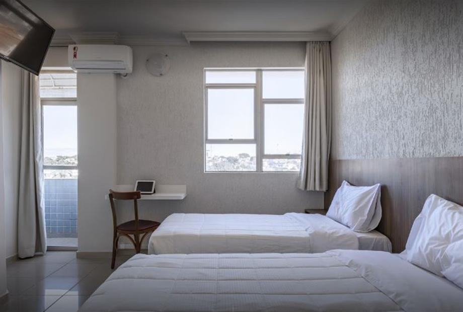 Quarto Serra Negra 3.JPG