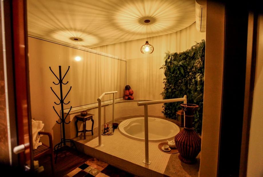 buddha spa 2 - b.jpg