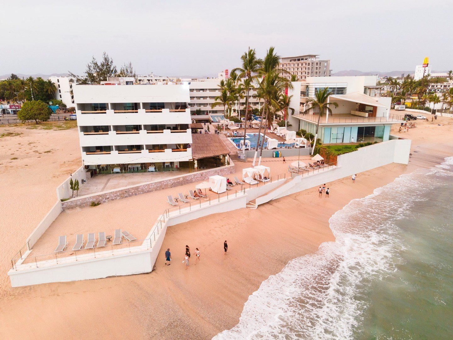 toma aerea playa.jpg