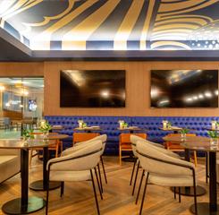 american bar 6 omn.jpg