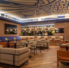 american bar 2 omn.jpg