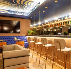 american bar 5 omn.jpg