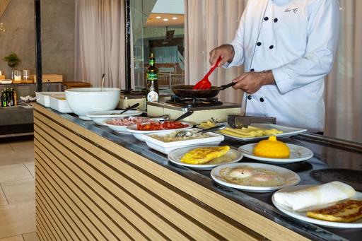 restaurante 3 omn.jpg