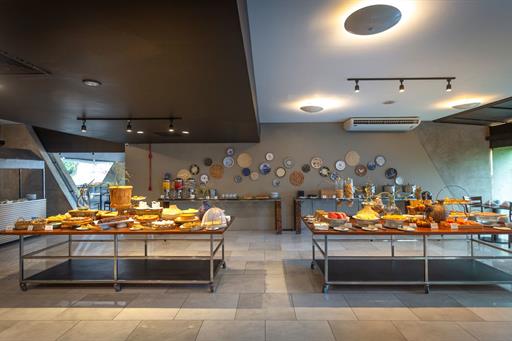 restaurante 10 omn.jpg