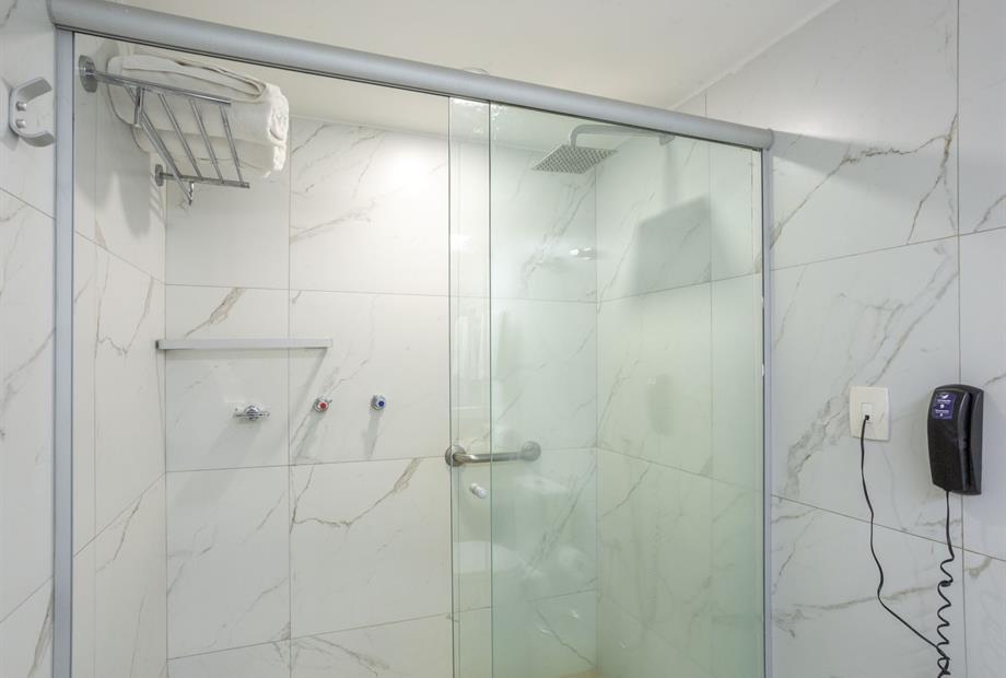 premium familia 4 omn.jpg