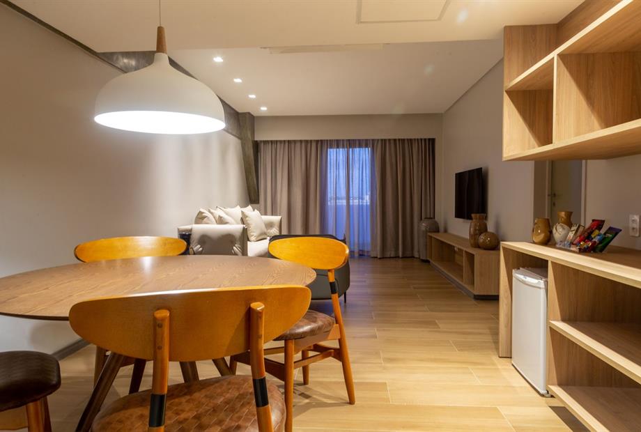 rio poty suite premier executiva 5 omn.jpg