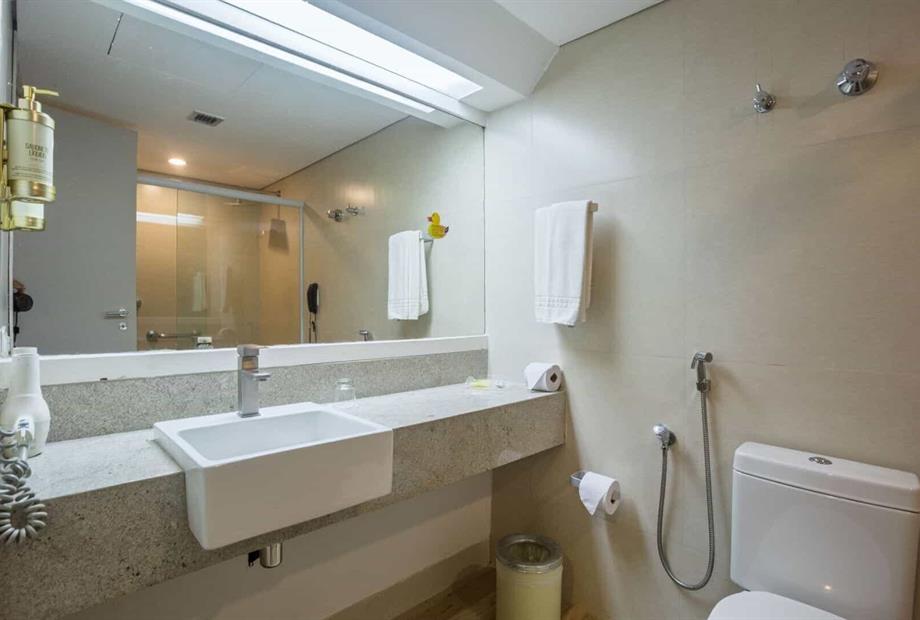 om luxo triplo 2.jpg