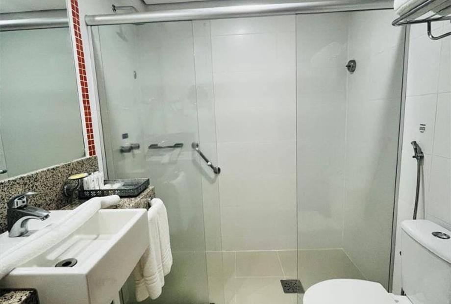 om suite master 3.jpg