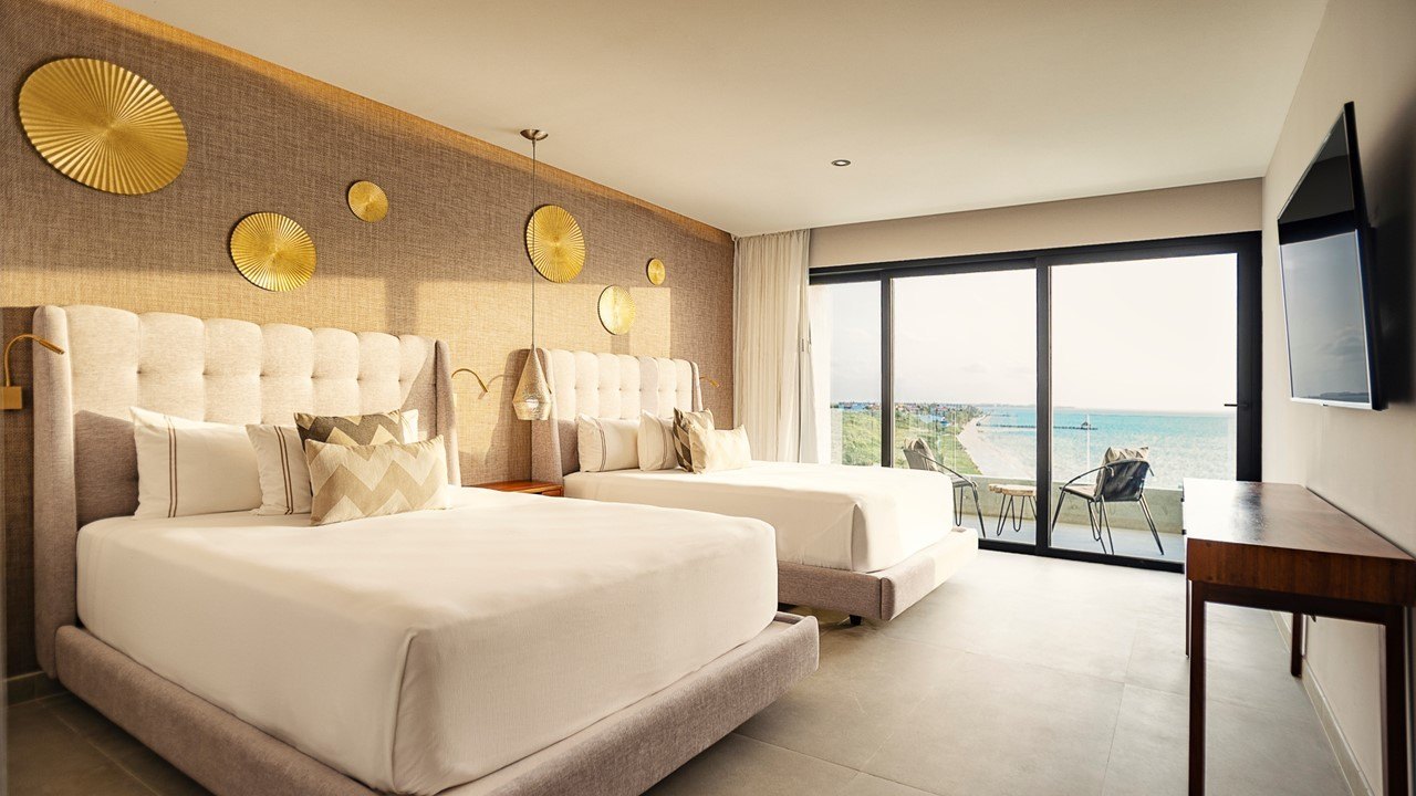 One Bedroom Oceanview Residence - diapositiva1.jpg