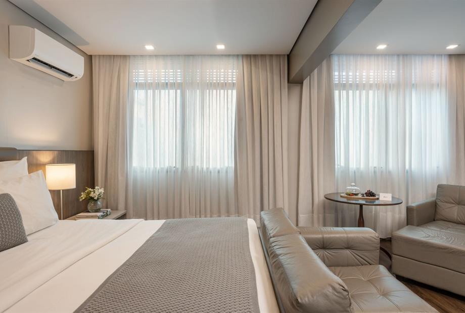 om suite executiva casal 3.jpg