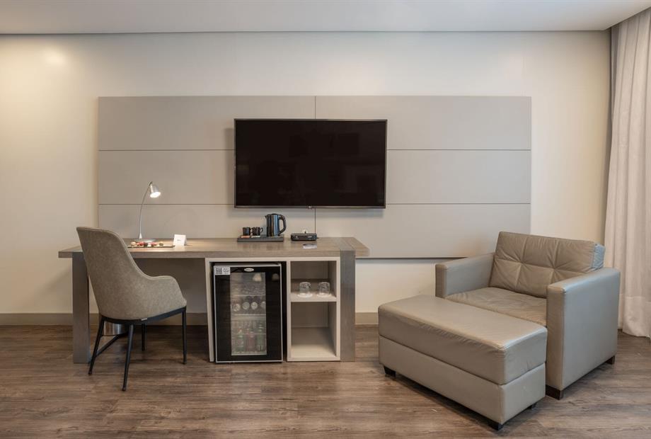 om suite executiva tw 2.jpg