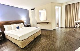 SUITE EXECUTIVA - 1 Cama Queen Size do Blue Tree Towers Joinville