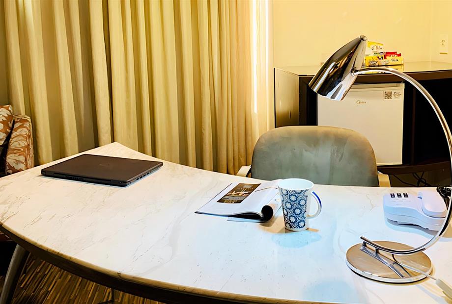 suíte executiva bancada trabalho 33.png