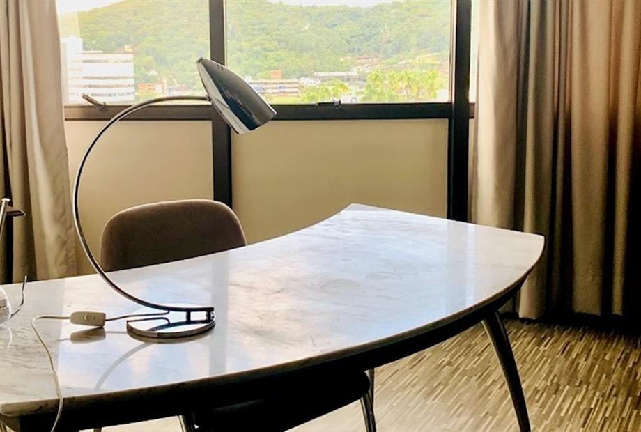 suite premium bancada trabalho 7.jpg