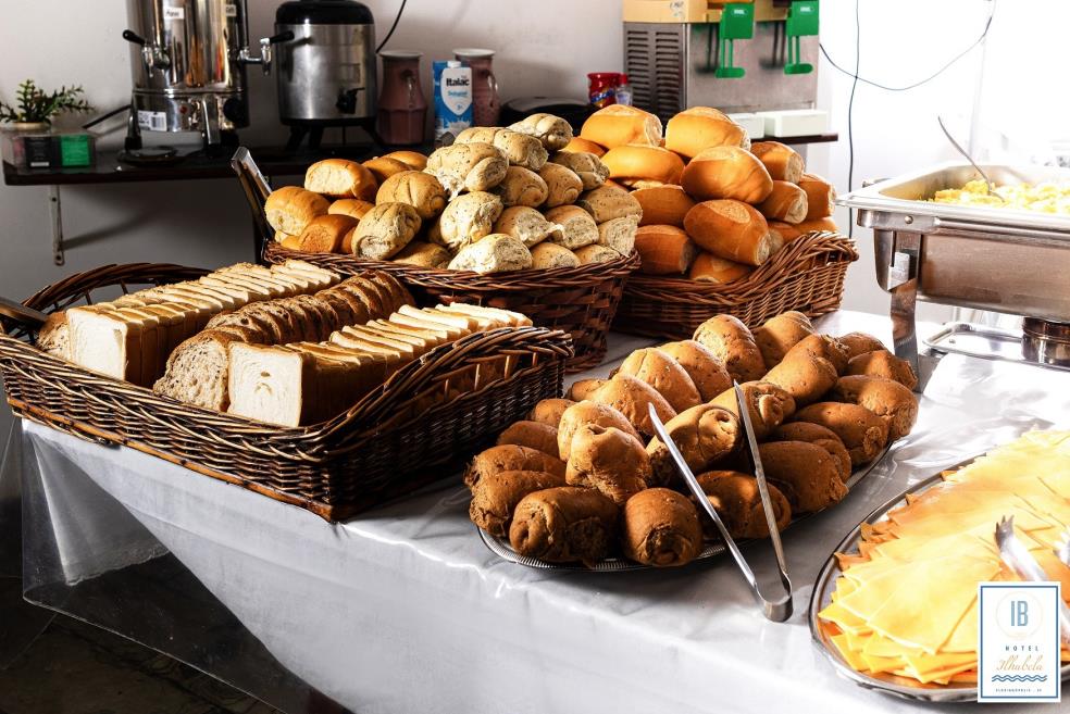 caféilhabelalogo-6.jpg