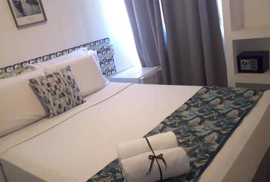 suite 30 premium.jpeg