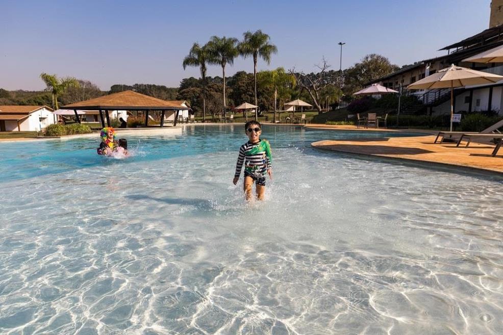 piscina01.jpg