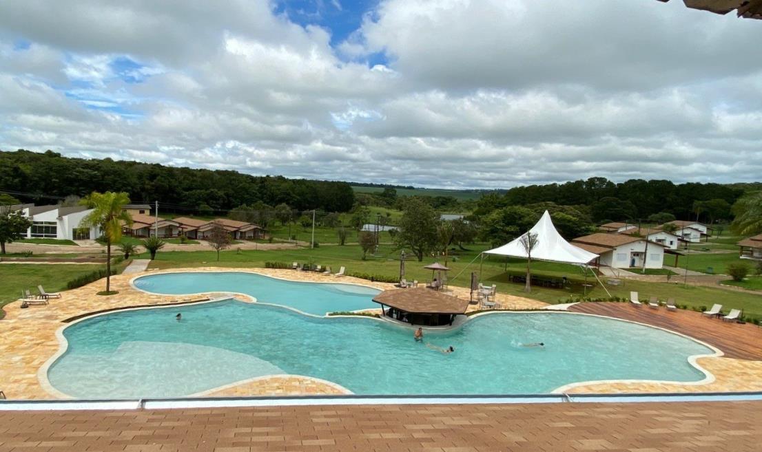 vista varanda - piscina.jpeg