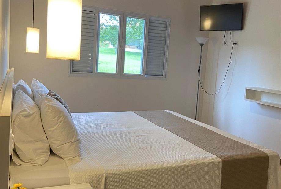 chale experience vista piscina copia.jpeg