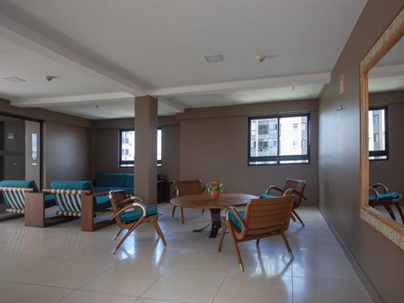 lobby piscina 2.jpeg