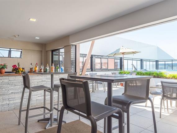 bar da piscina (1).jpg