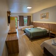 SUITE PREMIUM QUÁDRUPLA CENTRAL PRIMEIRO ANDAR