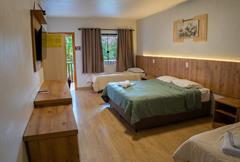 SUITE PREMIUM QUÁDRUPLA CENTRAL PRIMEIRO ANDAR