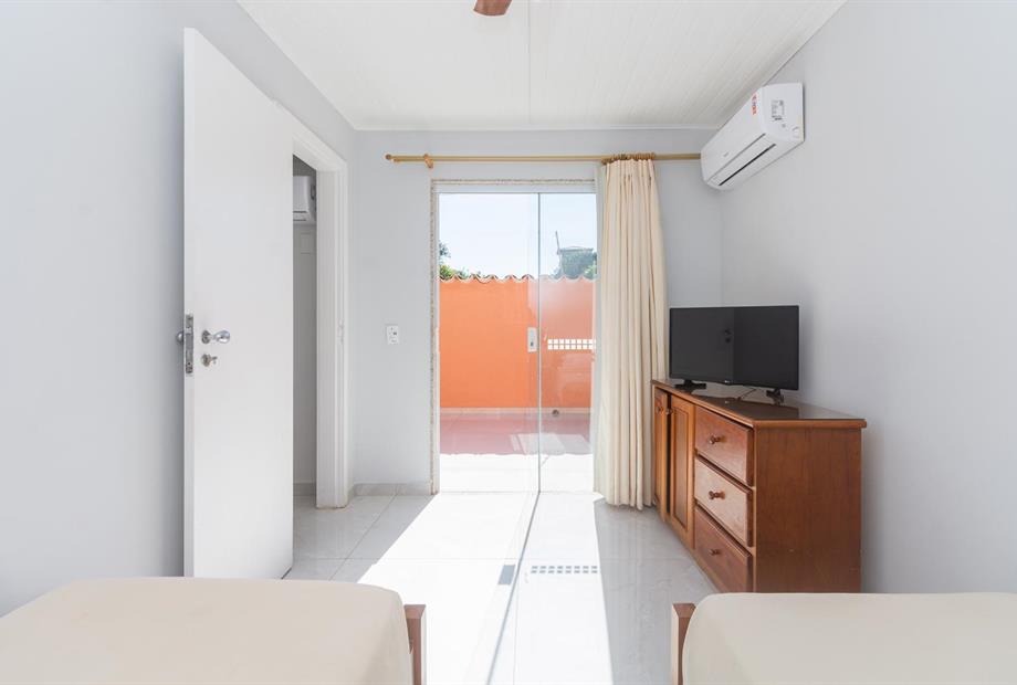 rob_7867 (resized).jpg