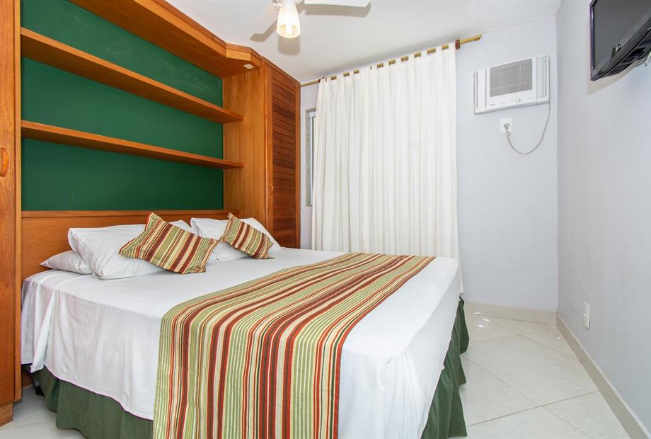 rob_8437 (resized).jpg