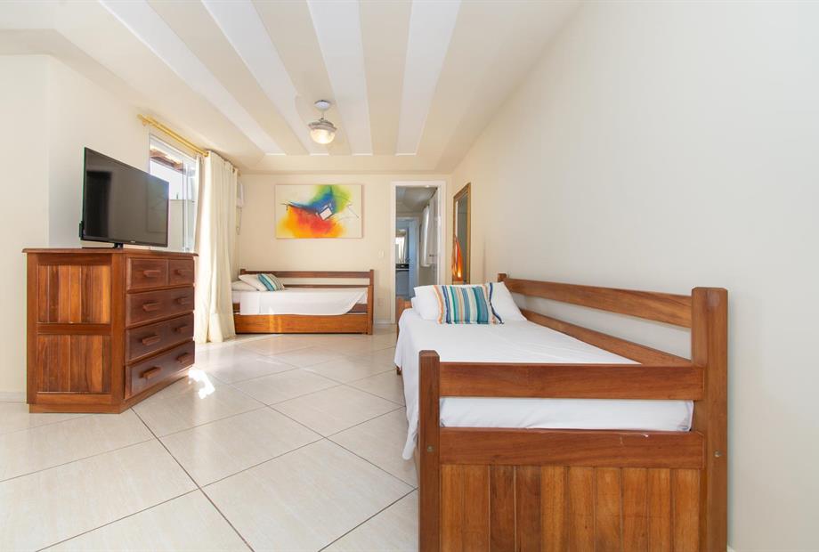 rob_8657 (resized).jpg