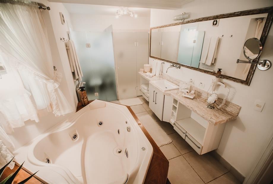 SUITE ESPECIAL POR DO SOL (7).jpg