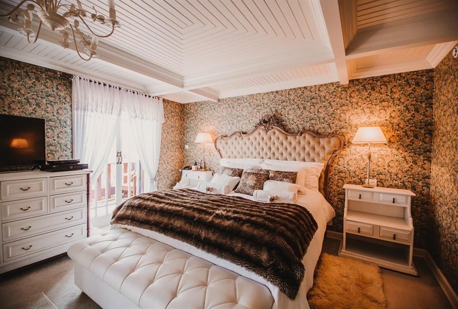 SUITE ESPECIAL ROSAS (5).jpg